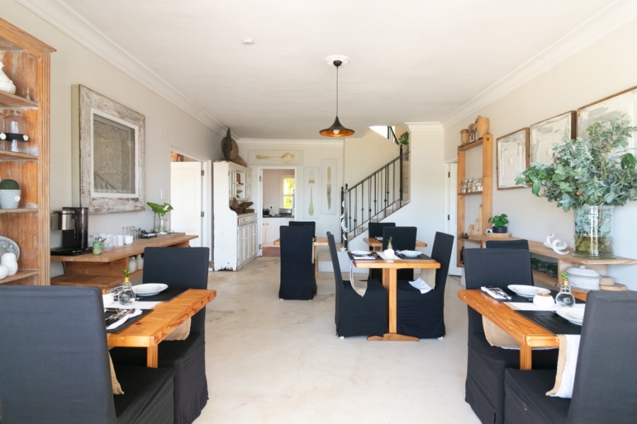 7 Bedroom Property for Sale in Paradise Western Cape